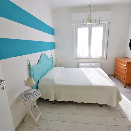 Colombo Apartment, Fronte Apartment San Vincenzo